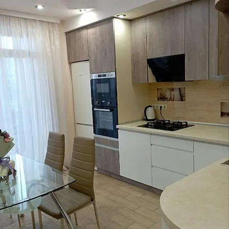 Apartment - Dzhordzha Vashynhtona *