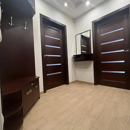 Διαμέρισμα - Dzhordzha Vashynhtona Λβιβ