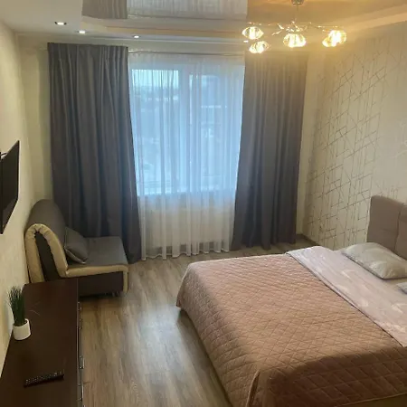 - Dzhordzha Vashynhtona Apartment