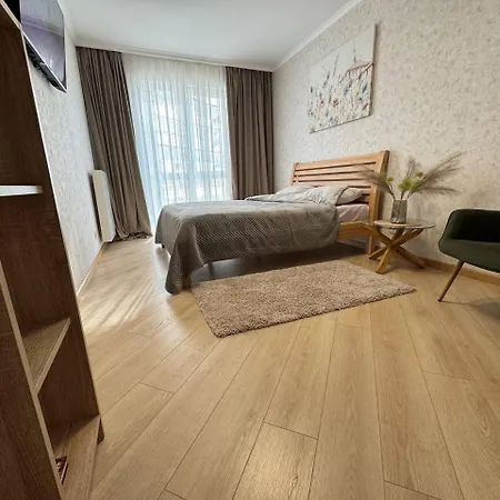 Διαμέρισμα - Dzhordzha Vashynhtona *