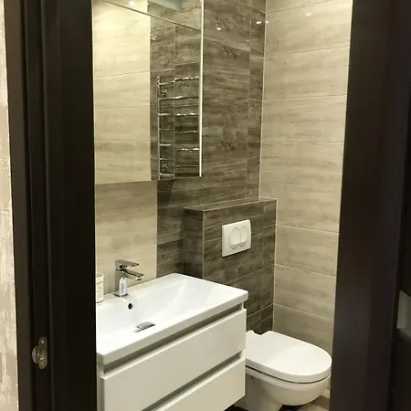 Apartment - Dzhordzha Vashynhtona Lviv