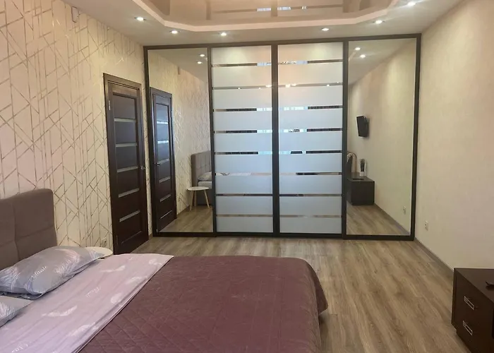 - Dzhordzha Vashynhtona Apartman