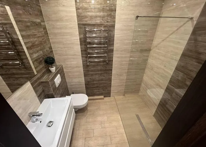 - Dzhordzha Vashynhtona Apartman