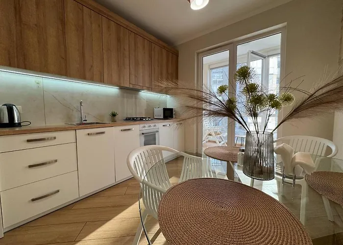 - Dzhordzha Vashynhtona Leópolis