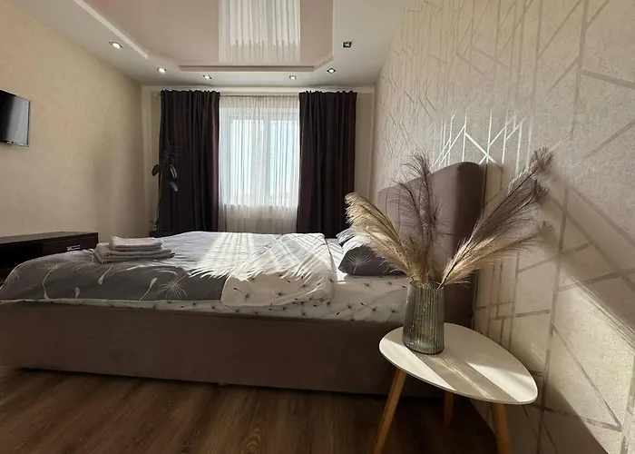 - Dzhordzha Vashynhtona * Lviv