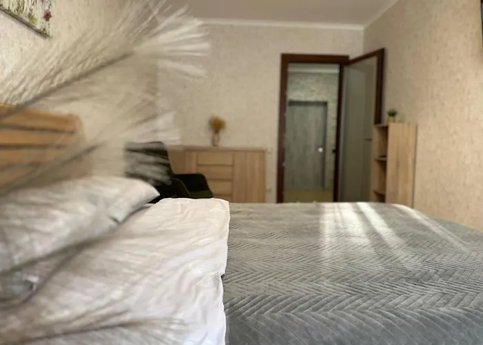 - Dzhordzha Vashynhtona * Leopoli